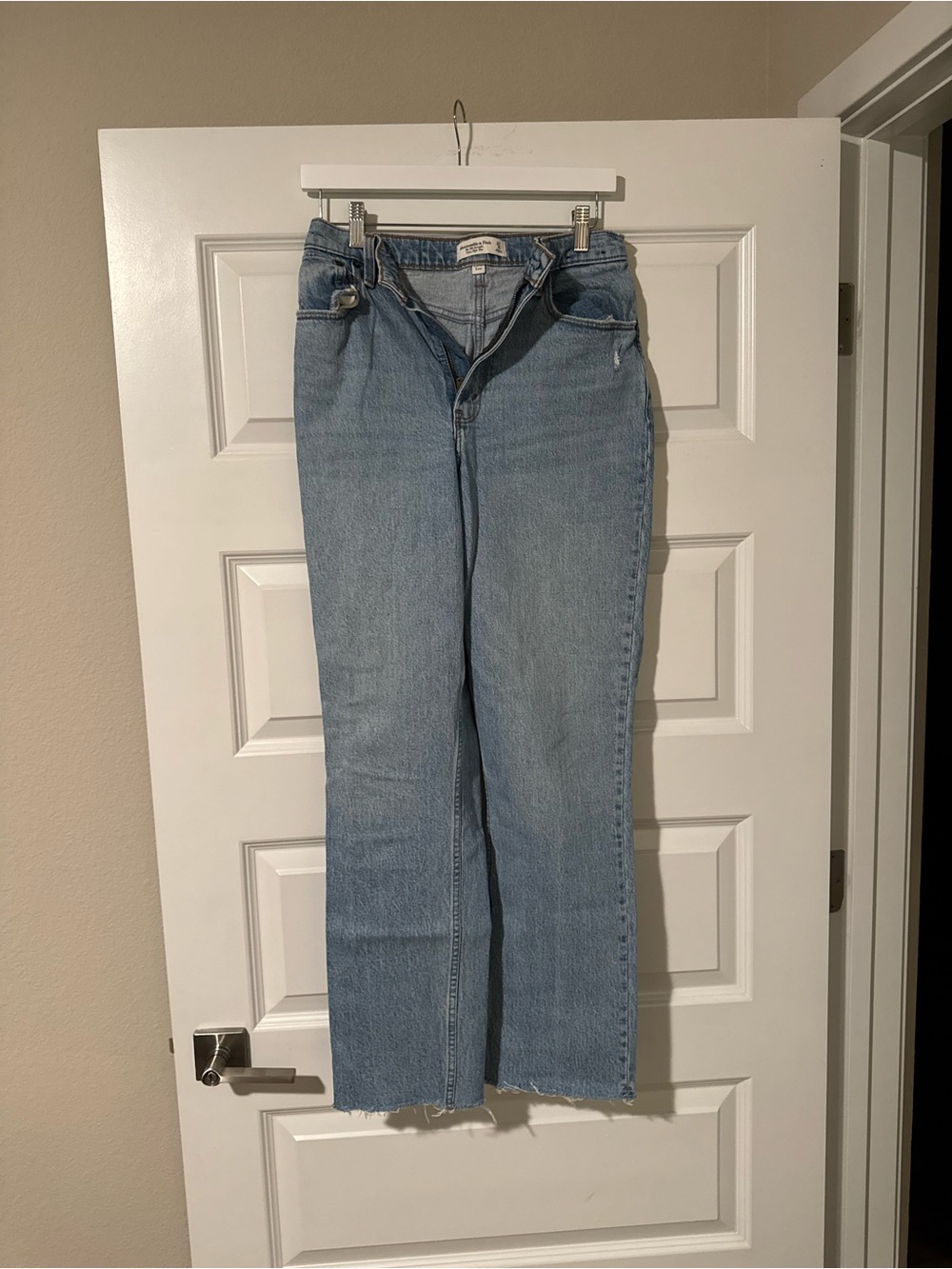 Abercrombie and Fitch The 70s Straight Ultra High Rise Curve Love Jeans